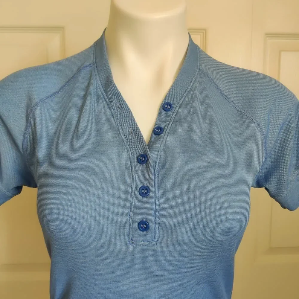 Patagonia blue waffle knit henley short sleeve shirt sz M